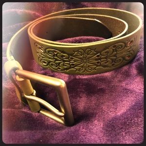 Olive green carved M belt